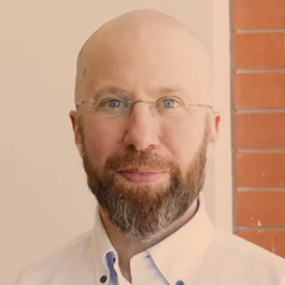 Robert  Campbell