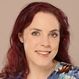 Kat  Arney
