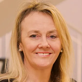 Caroline Dive