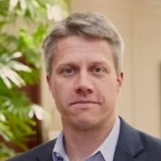Eric  Martens
