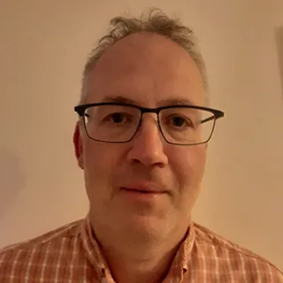 Simon Hufton