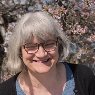 Cathie  Martin