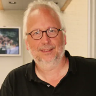 Peter  Vandenabeele