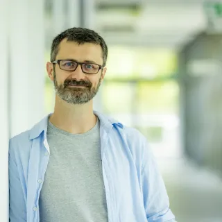Simon Hettrick