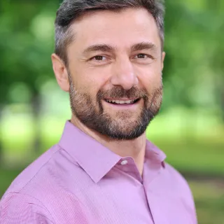 Iliyan D. Iliev
