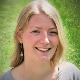 Loes van Schie