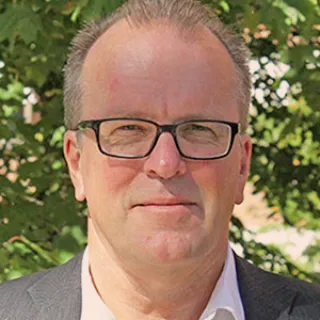 Lars Engstrand